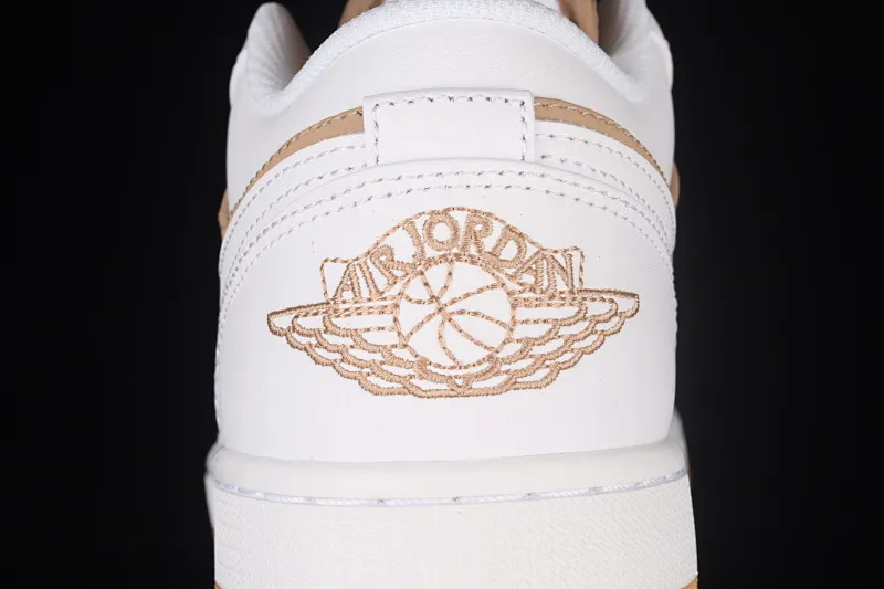 All categories Air Jordan Jordan series basketball shoes Air Jordan 1 Low G version pure original Air Jordan 1 Low AJ1 Joe 1 white and yellow low-top cultural and leisure sports sneakers DN6999-100